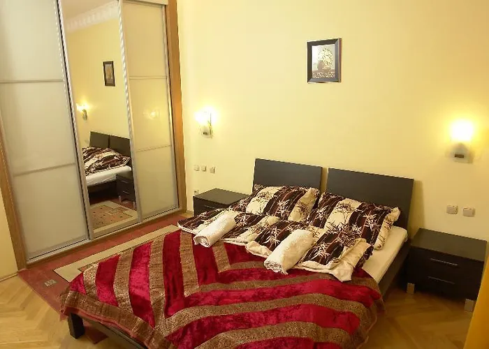 P&j Tourist 5* Cracovie