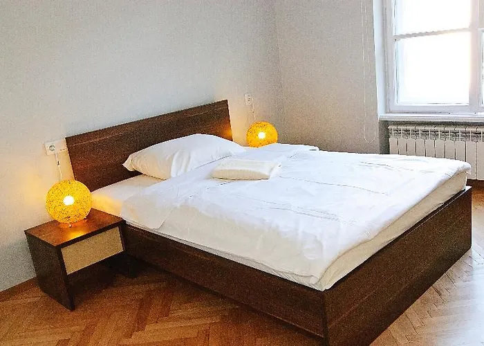 P&j Tourist Hotel 5*