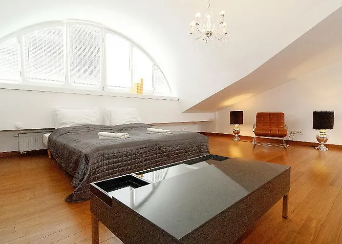 P&j Tourist Hotel 5*