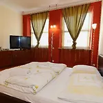 P&j Tourist 5*