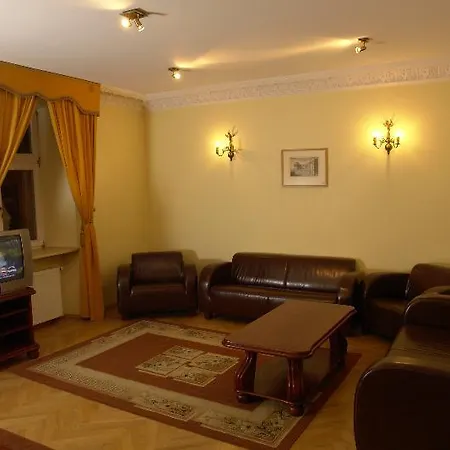 P&j Tourist מלון קרקוב