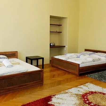 P&j Tourist 5* Kraków