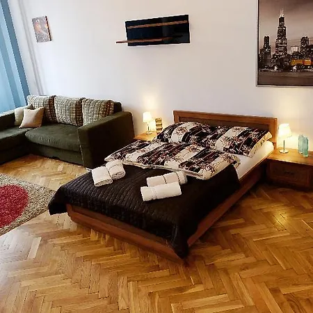 P&j Tourist Hotel Kraków