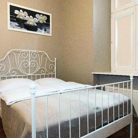 P&j Tourist Hotel Krakow