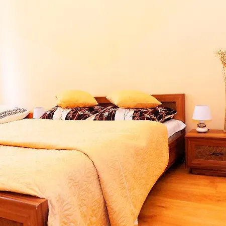 P&j Tourist Hotel 5*