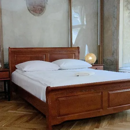 P&j Tourist Hotel Krakow