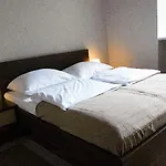 P&j Tourist Отель