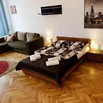 P&j Tourist Отель Краков
