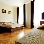 P&j Tourist Отель 5*
