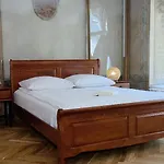 P&j Tourist Отель Краков